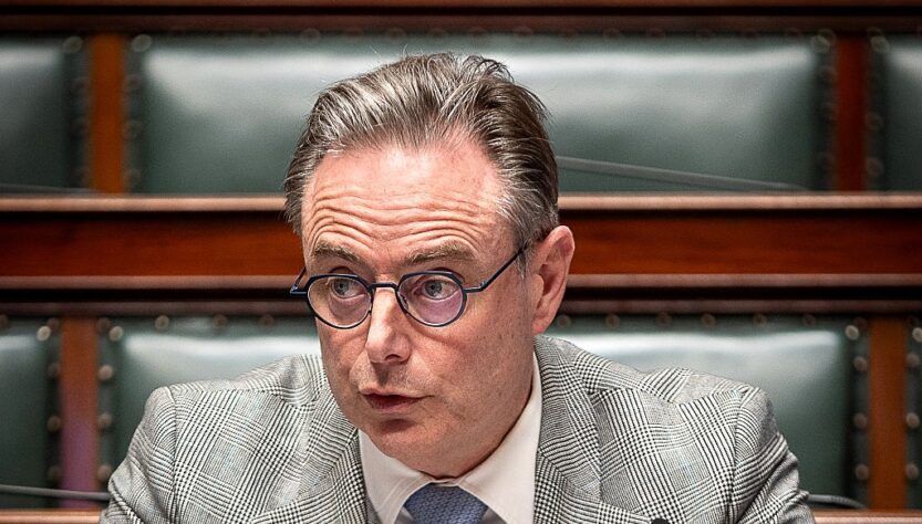 Новини світу - ЄС розглядає варіант "ізоляції" Бельгії через "репараційну позику" - ЗМІ