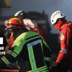 З Днем волонтера!