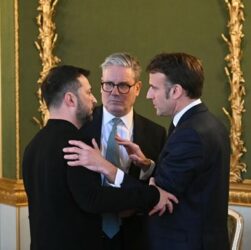 Новини світу - Зеленський у Лондоні: Макрон повідомив деталі