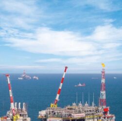 Новини світу - ЗМІ: СБУ вперше уразила нафтову платформу в Каспії