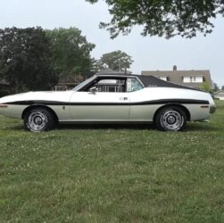 Авто новини - Знайдено унікальне 52-річне авто від П&rsquo;єра Кардена в ідеальному стані