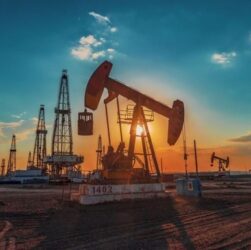 Новини бізнесу - Аналітики прогнозують зниження цін на нафту через зростання пропозиції