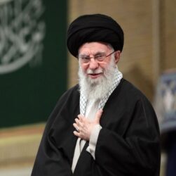 Новини світу - Аятола Хаменеї планує втечу до Москви - ЗМІ