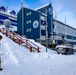 Новини світу - Данія і Швеція відправили військових в Гренландію на тлі погроз Трампа