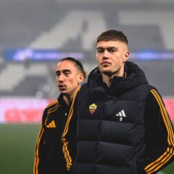 Новини спорту - Довбик розглядає варіант відходу з Роми - інсайдер