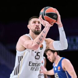 Без категорії - Лень вийшов на паркет ненадовго, але встиг поасистувати