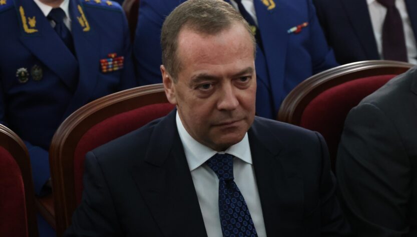 Новини світу - Медведєв пригрозив Фінляндії через "огидну русофобію"