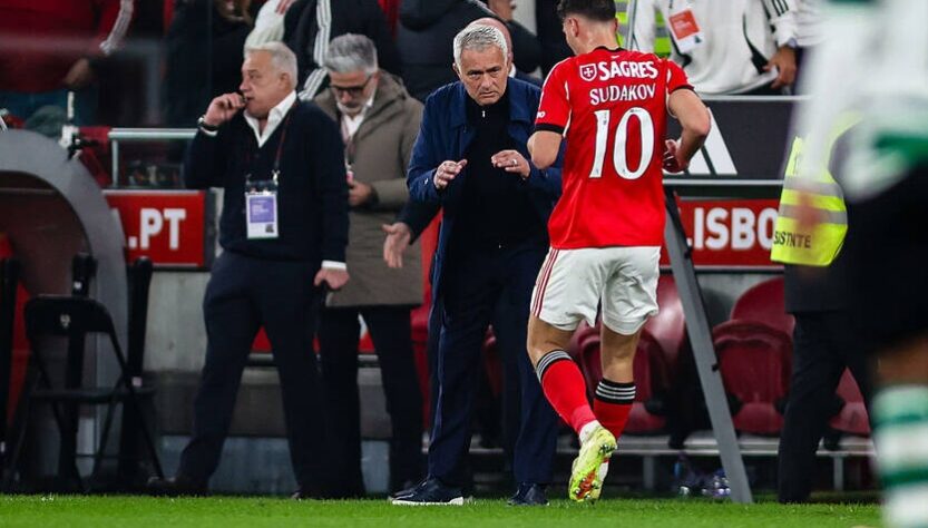 Новини спорту - Моурінью назвав дії Судакова на полі такими, що не витримують критики