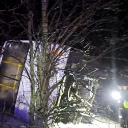 Новини України - На Чернігівщині перекинувся автобус: 11 потерпілих