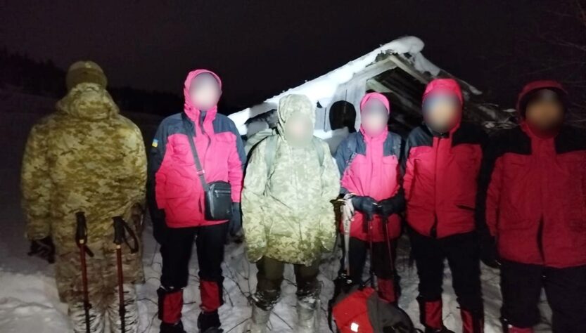 Новини України - На кордоні з Румунією врятували ухилянта, який п&rsquo;ять діб блукав Карпатами