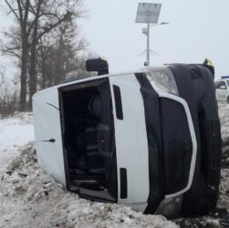 Новини України - На Сумщині вісім постраждалих у ДТП з мікроавтобусом