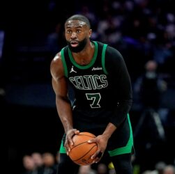 Новини спорту - НБА: Браун оформив 50 очок у матчі з Кліпперс