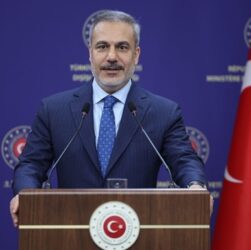 Новини України - Переговори в Парижі: Туреччина заявила про прогрес у питанні миру в Україні