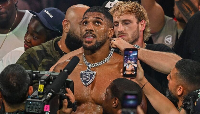 Новини спорту - Під час смертельної аварії у Джошуа вкрали телефон