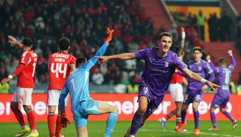 Новини спорту - Півфінал Кубка ліги: Бенфіка з українцями зазнала поразки