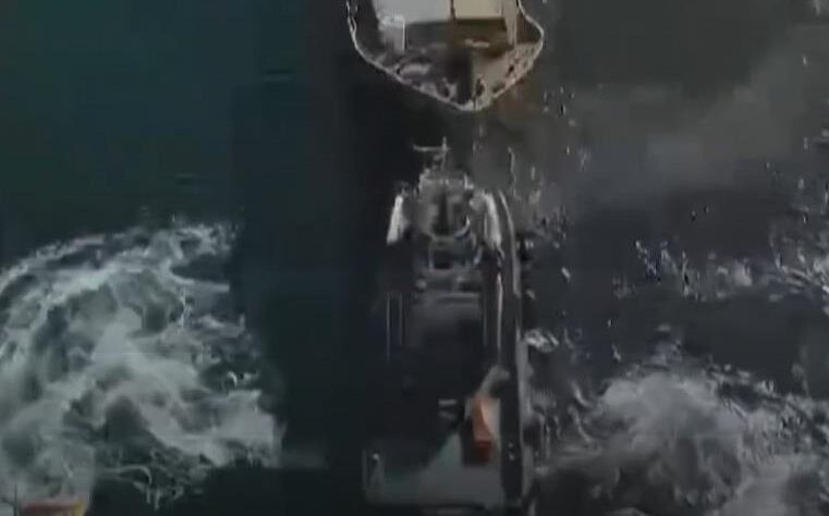 Новини світу - Поліція Іспанії "виловила" в морі рекордну партію кокаїну