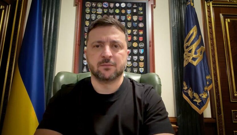 Новини України - Президент анонсував зміну міністра оборони