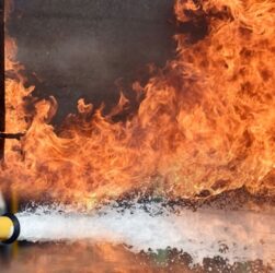 Новини Києва - РФ атакувала лікарню у Києві: загинула людина