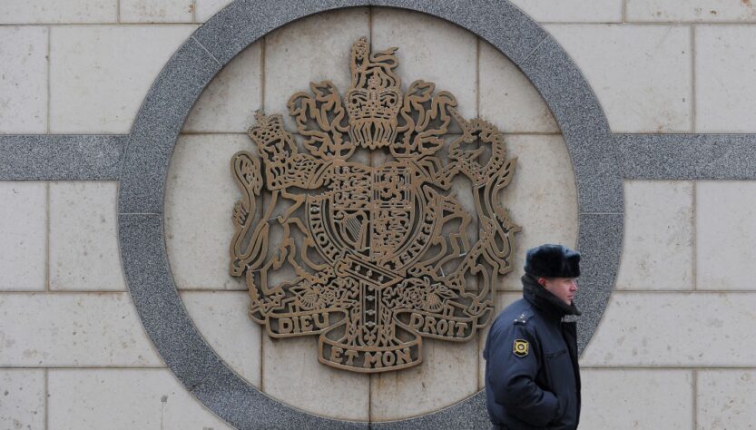 Новини світу - Росія вислала британського дипломата, звинувативши у шпигунстві