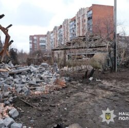 Новини України - Слов'янськ зазнав бомбового удару, є поранені