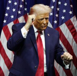 Новини світу - Трамп заявив, що США можуть роками контролювати Венесуелу