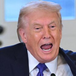 Новини світу - Трампу пояснили, чого йому не зможуть "передати" чужу Нобелівську премію