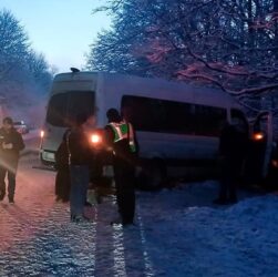 Новини України - У ДТП під Харковом постраждали 18 людей