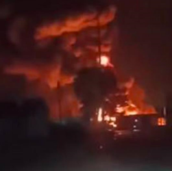 Новини світу - У Калузькій області РФ палає нафтобаза - соцмережі