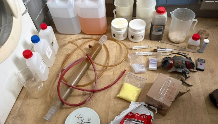 Новини Києва - У Києві викрили лабораторію з амфетаміну в орендованій квартирі