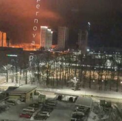 Новини світу - У низці міст РФ лунають вибухи, у Бердянську горить підстанція