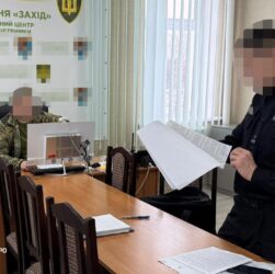 Новини України - У Рівному посадовець ТЦК брав хабарі автомобілями