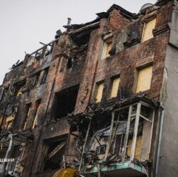 Новини України - Удар по Харкову: під завалами знайшли п'яту жертву