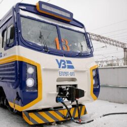 Новини України - Укрзалізниця через непогоду відправила кілька поїздів з затримками