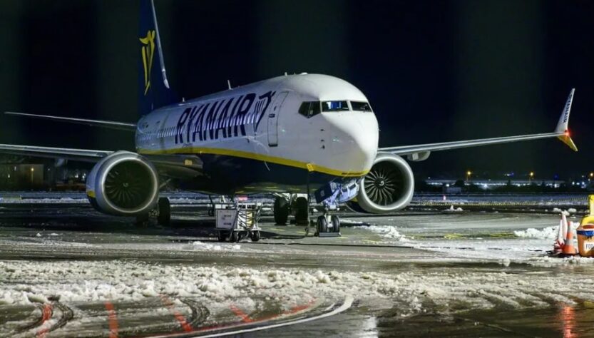 Новини світу - В аеропорту польського Гданська скасовано десятки рейсів