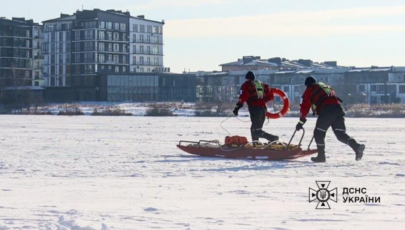 Новини України - В Україні за добу четверо людей провалились під лід і загинули