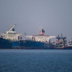 Новини бізнесу - Вартість експорту нафти РФ рекордно впала від початку війни - ЗМІ