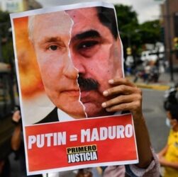 Новини світу - Ватикан просив США дати Мадуро втікти до Росії - ЗМІ