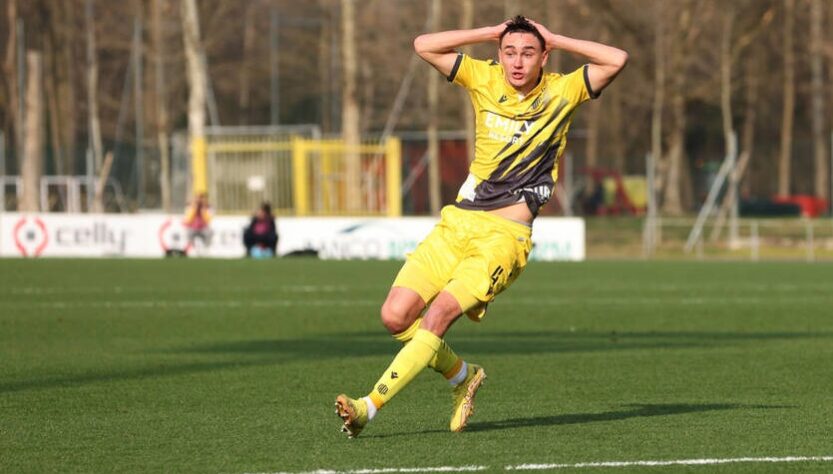 Новини спорту - Вихованець Карпат перемістився в альма-матер з клубу Рух, який його прийняв