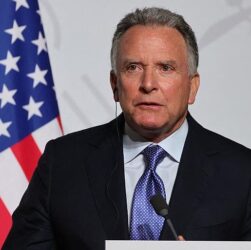 Новини світу - Віткофф таємно зустрічався з наслідним принцом Ірану - ЗМІ