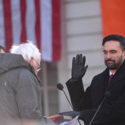 Новини світу - Вперше в історії: мер Нью-Йорку склав присягу на Корані