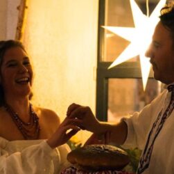 Новини культури - Євген Клопотенко заручився з коханою