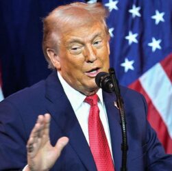 Новини світу - Закон про санкції проти РФ: Трамп висунув умову