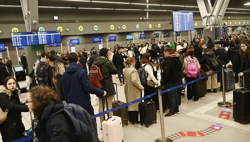 Новини світу - Збій радіочастот паралізував авіасполучення в Греції