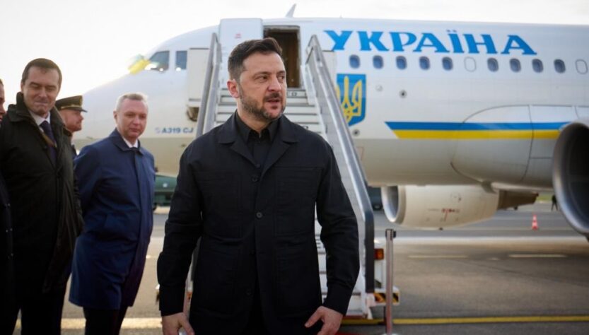 Новини України - Зеленський прибув з візитом у Париж